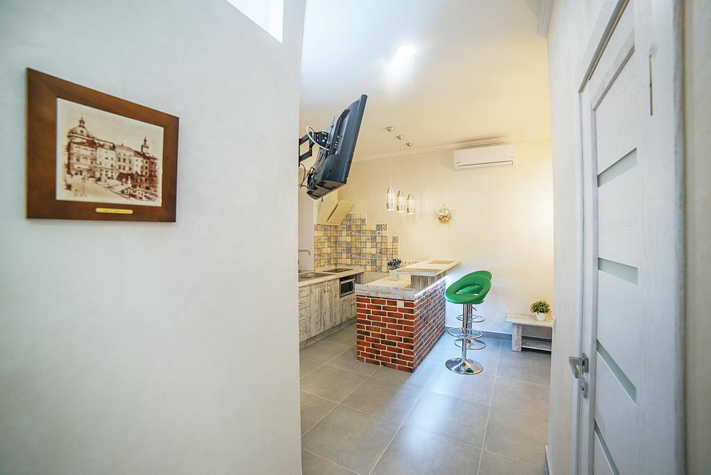 Apartment At Lyulki Liov Exterior foto